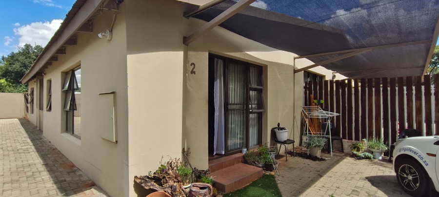 9 Bedroom Property for Sale in Generaal De Wet Free State